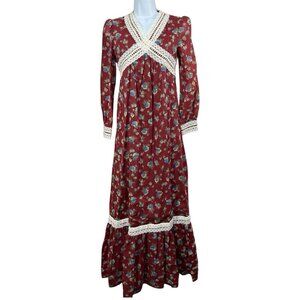 Vtg 70s Prairie Maxi Dress XS Burgundy‎ Floral Crochet Lace Tie Back Cottagecore